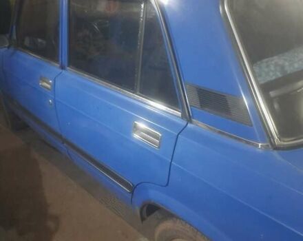 Синій ВАЗ 2105, об'ємом двигуна 1.5 л та пробігом 200 тис. км за 800 $, фото 2 на Automoto.ua