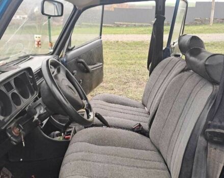 Синий ВАЗ 2105, объемом двигателя 1.5 л и пробегом 250 тыс. км за 710 $, фото 9 на Automoto.ua