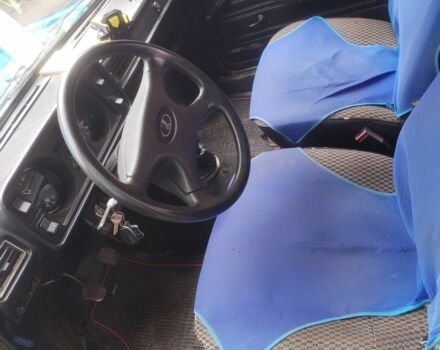 Синий ВАЗ 2105, объемом двигателя 1.3 л и пробегом 78 тыс. км за 449 $, фото 3 на Automoto.ua