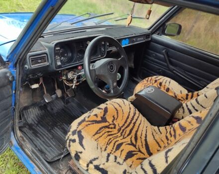 Синий ВАЗ 2105, объемом двигателя 1.5 л и пробегом 1 тыс. км за 450 $, фото 6 на Automoto.ua