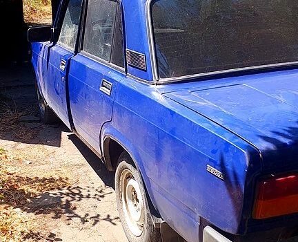 Синий ВАЗ 2105, объемом двигателя 1.5 л и пробегом 57 тыс. км за 360 $, фото 3 на Automoto.ua