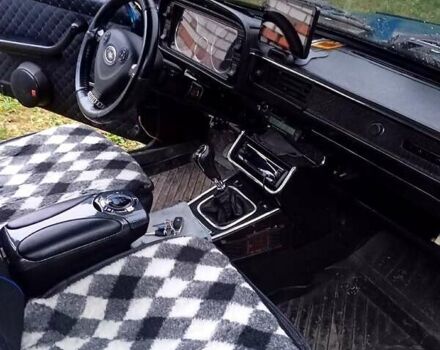 Синій ВАЗ 2105, об'ємом двигуна 1.5 л та пробігом 274 тис. км за 2300 $, фото 5 на Automoto.ua