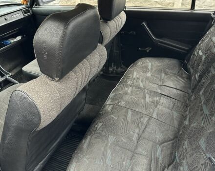 Синий ВАЗ 2105, объемом двигателя 1.5 л и пробегом 100 тыс. км за 1200 $, фото 9 на Automoto.ua