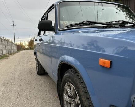 Синий ВАЗ 2105, объемом двигателя 1.5 л и пробегом 100 тыс. км за 1200 $, фото 2 на Automoto.ua