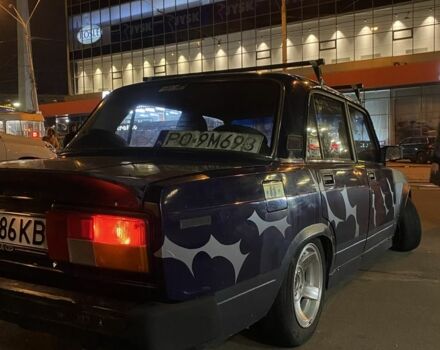 Синий ВАЗ 2105, объемом двигателя 1.5 л и пробегом 666 тыс. км за 1450 $, фото 2 на Automoto.ua