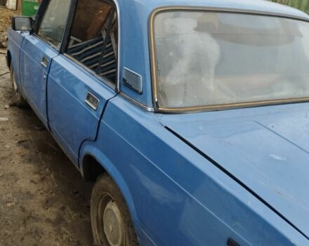 Синий ВАЗ 2105, объемом двигателя 0 л и пробегом 777 тыс. км за 356 $, фото 4 на Automoto.ua