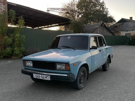 ВАЗ 2105 1983 у Умани на Automoto.ua Синій ВАЗ 2105, об'ємом двигуна 1.5 л та пробігом 74 тис. км за 600 $, фото 1 на Automoto.ua