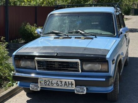 ВАЗ 2105 1983 в Марганце на Automoto.ua Синий ВАЗ 2105, объемом двигателя 0 л и пробегом 200 тыс. км за 1300 $, фото 1 на Automoto.ua
