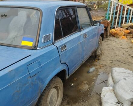 Синий ВАЗ 2105, объемом двигателя 0 л и пробегом 777 тыс. км за 356 $, фото 1 на Automoto.ua