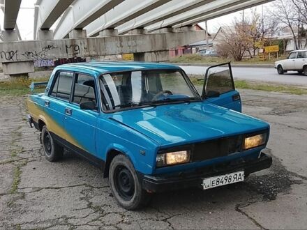 Синий ВАЗ 2105, объемом двигателя 0 л и пробегом 200 тыс. км за 429 $, фото 1 на Automoto.ua