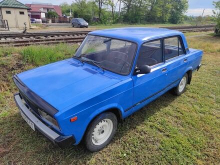 ВАЗ 2105 1985 у Чернівцях на Automoto.ua Синій ВАЗ 2105, об'ємом двигуна 1.2 л та пробігом 80 тис. км за 650 $, фото 1 на Automoto.ua