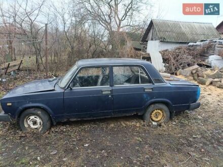 ВАЗ 2105 1985 в Бобровице на Automoto.ua Синий ВАЗ 2105, объемом двигателя 0 л и пробегом 85 тыс. км за 357 $, фото 1 на Automoto.ua