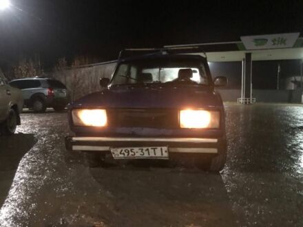 ВАЗ 2105 1985 у Чорткові на Automoto.ua Синій ВАЗ 2105, об'ємом двигуна 1.6 л та пробігом 3 тис. км за 290 $, фото 1 на Automoto.ua