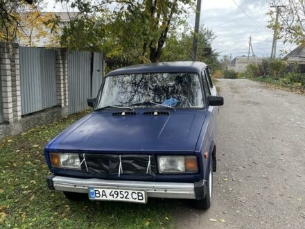 ВАЗ 2105 1986 в Светловдске на Automoto.ua Синий ВАЗ 2105, объемом двигателя 1.2 л и пробегом 3 тыс. км за 666 $, фото 1 на Automoto.ua