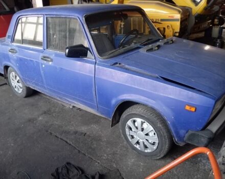 Синий ВАЗ 2105, объемом двигателя 0 л и пробегом 300 тыс. км за 500 $, фото 1 на Automoto.ua
