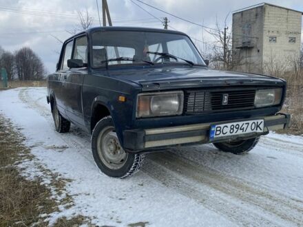 ВАЗ 2105 1987 у Дрогобичі на Automoto.ua Синій ВАЗ 2105, об'ємом двигуна 1.3 л та пробігом 3 тис. км за 411 $, фото 1 на Automoto.ua