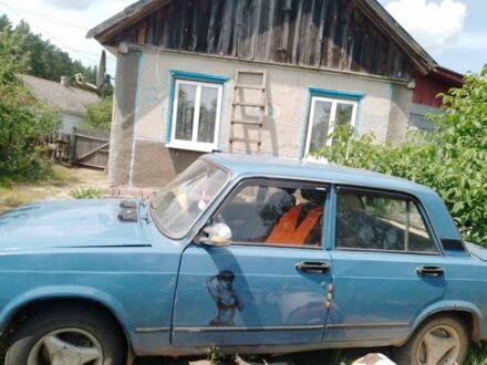 Синий ВАЗ 2105, объемом двигателя 1.5 л и пробегом 558 тыс. км за 428 $, фото 1 на Automoto.ua