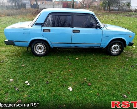 Синий ВАЗ 2105, объемом двигателя 1.5 л и пробегом 250 тыс. км за 710 $, фото 1 на Automoto.ua