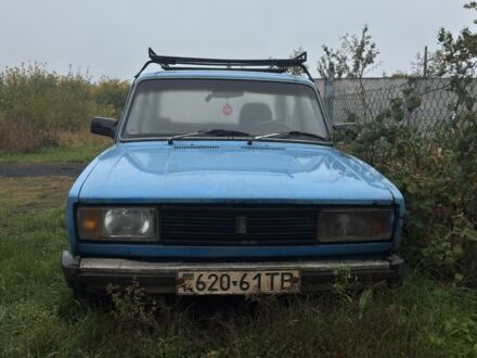 Синий ВАЗ 2105, объемом двигателя 0 л и пробегом 300 тыс. км за 335 $, фото 1 на Automoto.ua