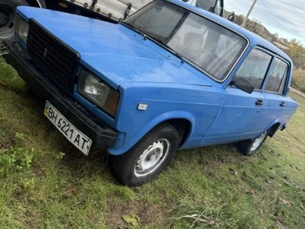 Синий ВАЗ 2105, объемом двигателя 1.2 л и пробегом 100 тыс. км за 750 $, фото 1 на Automoto.ua