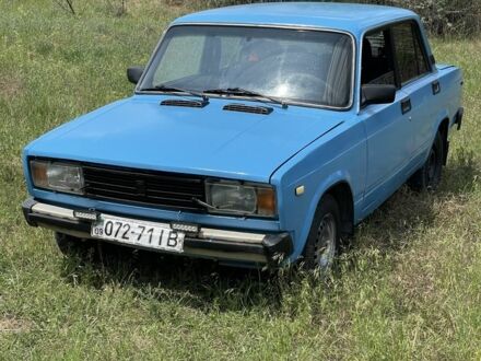 ВАЗ 2105 1988 в Кривом Роге на Automoto.ua Синий ВАЗ 2105, объемом двигателя 1.3 л и пробегом 90 тыс. км за 800 $, фото 1 на Automoto.ua