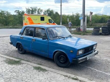 Синий ВАЗ 2105, объемом двигателя 1.7 л и пробегом 200 тыс. км за 437 $, фото 1 на Automoto.ua