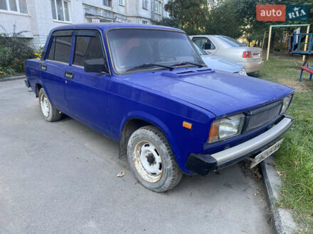 ВАЗ 2105 1990 у Хмельницькому на Automoto.ua Синій ВАЗ 2105, об'ємом двигуна 1.3 л та пробігом 200 тис. км за 600 $, фото 1 на Automoto.ua
