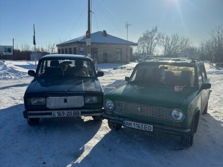Синий ВАЗ 2105, объемом двигателя 1.5 л и пробегом 300 тыс. км за 800 $, фото 1 на Automoto.ua