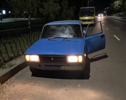 Синий ВАЗ 2105, объемом двигателя 1.5 л и пробегом 29 тыс. км за 190 $, фото 1 на Automoto.ua