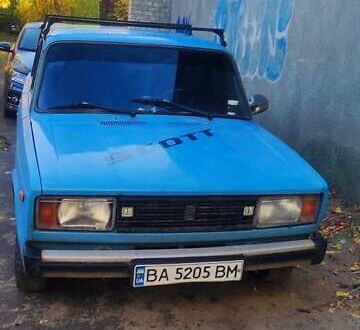 ВАЗ 2105 1990 у Александрие на Automoto.ua Синій ВАЗ 2105, об'ємом двигуна 1.5 л та пробігом 40 тис. км за 722 $, фото 1 на Automoto.ua
