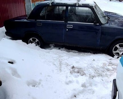 Синий ВАЗ 2105, объемом двигателя 1.3 л и пробегом 110 тыс. км за 700 $, фото 1 на Automoto.ua