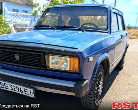 Синий ВАЗ 2105, объемом двигателя 1.5 л и пробегом 188 тыс. км за 650 $, фото 1 на Automoto.ua