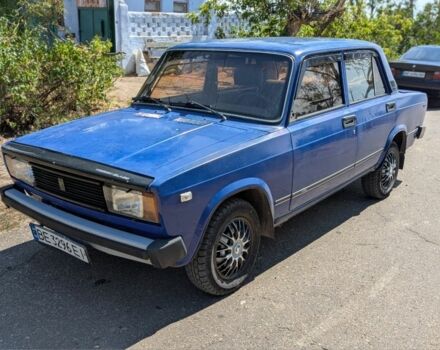 Синий ВАЗ 2105, объемом двигателя 1.5 л и пробегом 128 тыс. км за 650 $, фото 1 на Automoto.ua