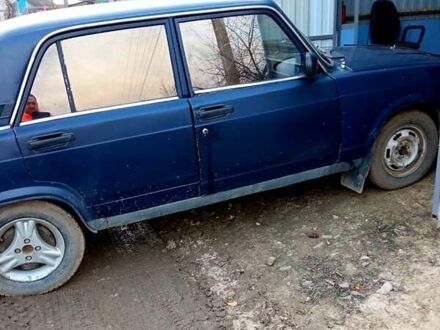 Синий ВАЗ 2105, объемом двигателя 1.5 л и пробегом 250 тыс. км за 520 $, фото 1 на Automoto.ua