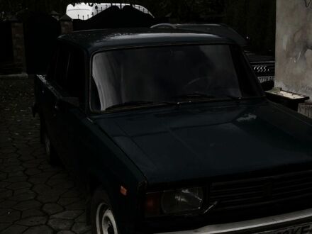 ВАЗ 2105 1997 в Луцке на Automoto.ua Синий ВАЗ 2105, объемом двигателя 2 л и пробегом 200 тыс. км за 600 $, фото 1 на Automoto.ua
