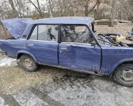 Синий ВАЗ 2105, объемом двигателя 1.5 л и пробегом 120 тыс. км за 811 $, фото 1 на Automoto.ua