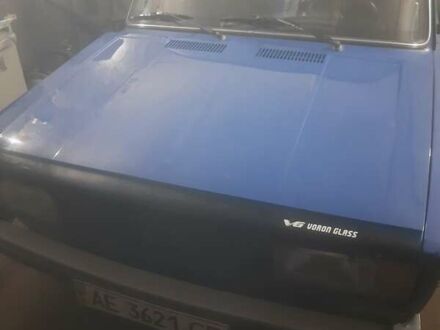 Синий ВАЗ 2105, объемом двигателя 1.5 л и пробегом 200 тыс. км за 800 $, фото 1 на Automoto.ua