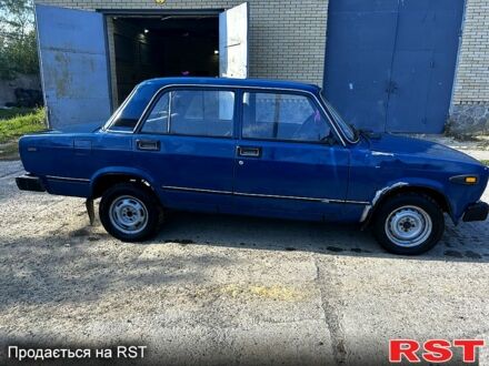Синий ВАЗ 2105, объемом двигателя 1.5 л и пробегом 77 тыс. км за 700 $, фото 1 на Automoto.ua