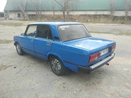ВАЗ 2105 1999 у Херсоні на Automoto.ua Синій ВАЗ 2105, об'ємом двигуна 1.5 л та пробігом 90 тис. км за 2000 $, фото 1 на Automoto.ua