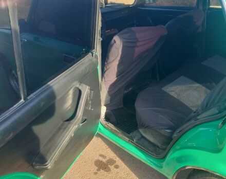 Зеленый ВАЗ 2105, объемом двигателя 2 л и пробегом 120 тыс. км за 881 $, фото 7 на Automoto.ua