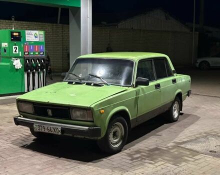 Зеленый ВАЗ 2105, объемом двигателя 10 л и пробегом 1000 тыс. км за 650 $, фото 2 на Automoto.ua