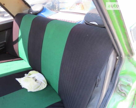 Зеленый ВАЗ 2105, объемом двигателя 1.5 л и пробегом 171 тыс. км за 1250 $, фото 10 на Automoto.ua