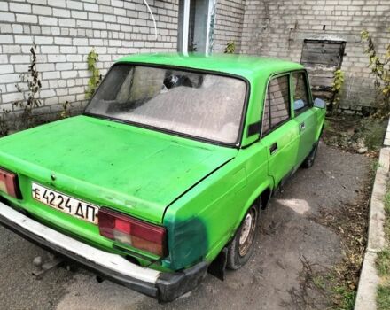 Зеленый ВАЗ 2105, объемом двигателя 1 л и пробегом 77 тыс. км за 300 $, фото 3 на Automoto.ua