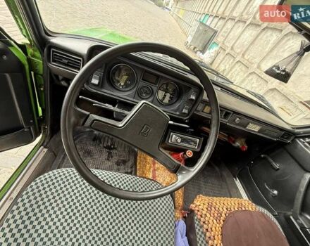 ВАЗ 2105 1983 в Днепре (Днепропетровске) на Automoto.ua Зеленый ВАЗ 2105, объемом двигателя 1.2 л и пробегом 38 тыс. км за 850 $, фото 10 на Automoto.ua