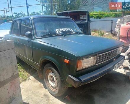 Зеленый ВАЗ 2105, объемом двигателя 1.5 л и пробегом 50 тыс. км за 510 $, фото 4 на Automoto.ua