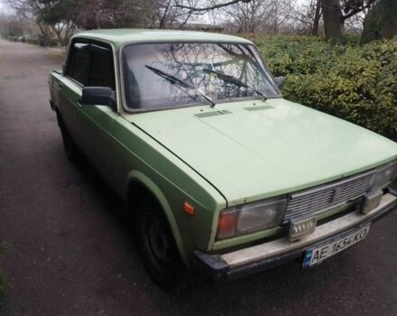 Зеленый ВАЗ 2105, объемом двигателя 1.3 л и пробегом 300 тыс. км за 652 $, фото 1 на Automoto.ua