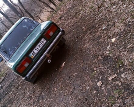 ВАЗ 2105 1987 в Новомосковске на Automoto.ua Зеленый ВАЗ 2105, объемом двигателя 0 л и пробегом 81 тыс. км за 26500 $, фото 4 на Automoto.ua