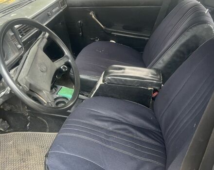 Зеленый ВАЗ 2105, объемом двигателя 1.5 л и пробегом 100 тыс. км за 572 $, фото 5 на Automoto.ua