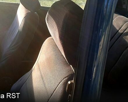 Зеленый ВАЗ 2105, объемом двигателя 1.6 л и пробегом 0 тыс. км за 650 $, фото 5 на Automoto.ua