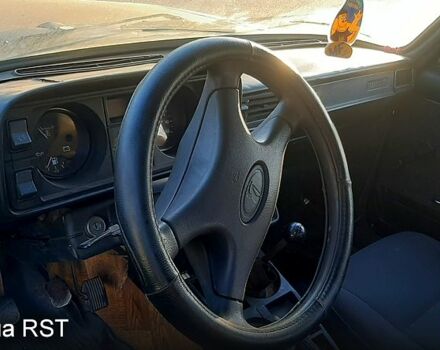 Зеленый ВАЗ 2105, объемом двигателя 1.6 л и пробегом 0 тыс. км за 650 $, фото 4 на Automoto.ua